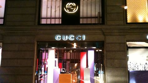 Société GUCCI FRANCE à 75016 PARIS 